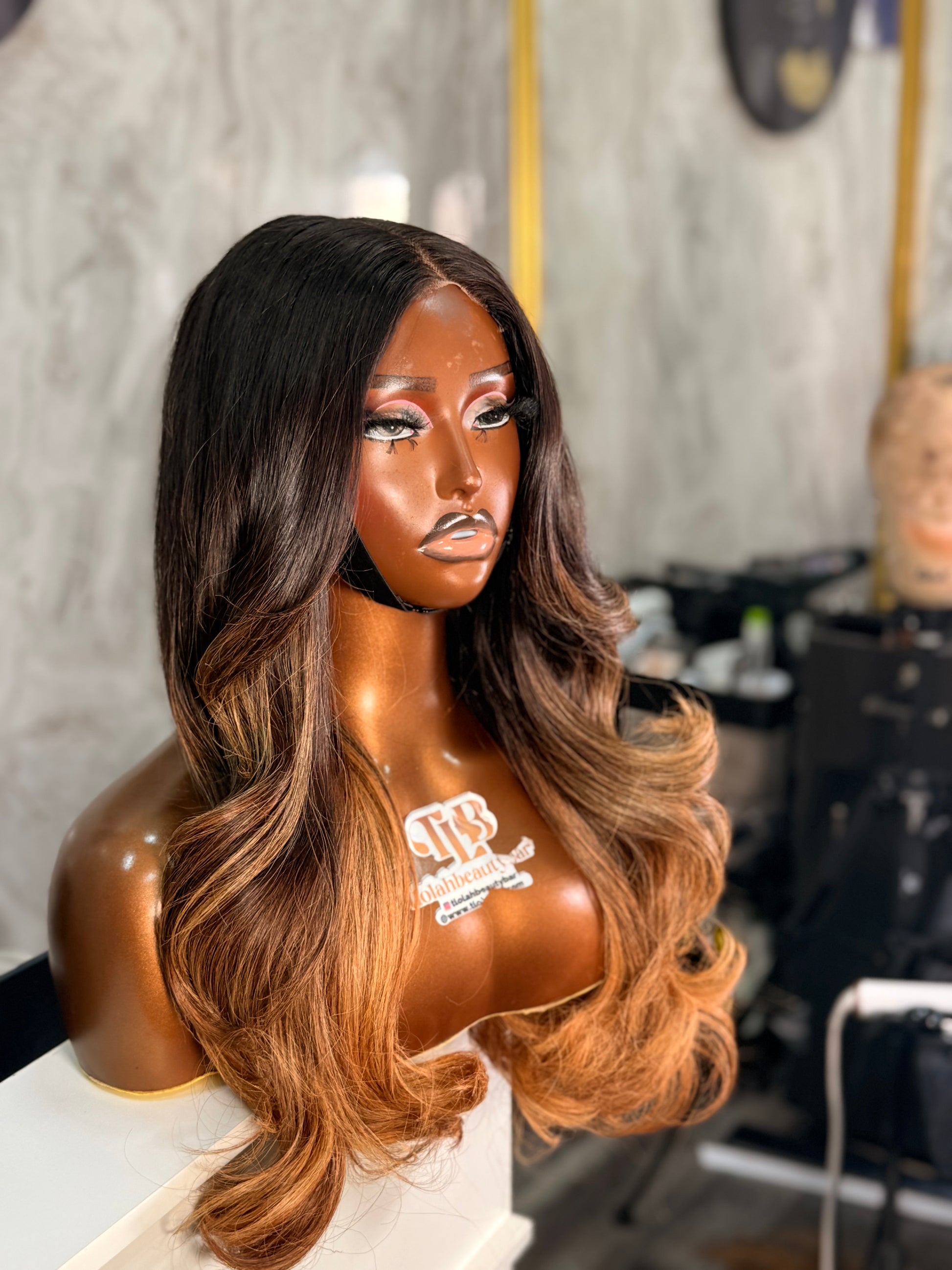 BLONDE HIGHLIGHT