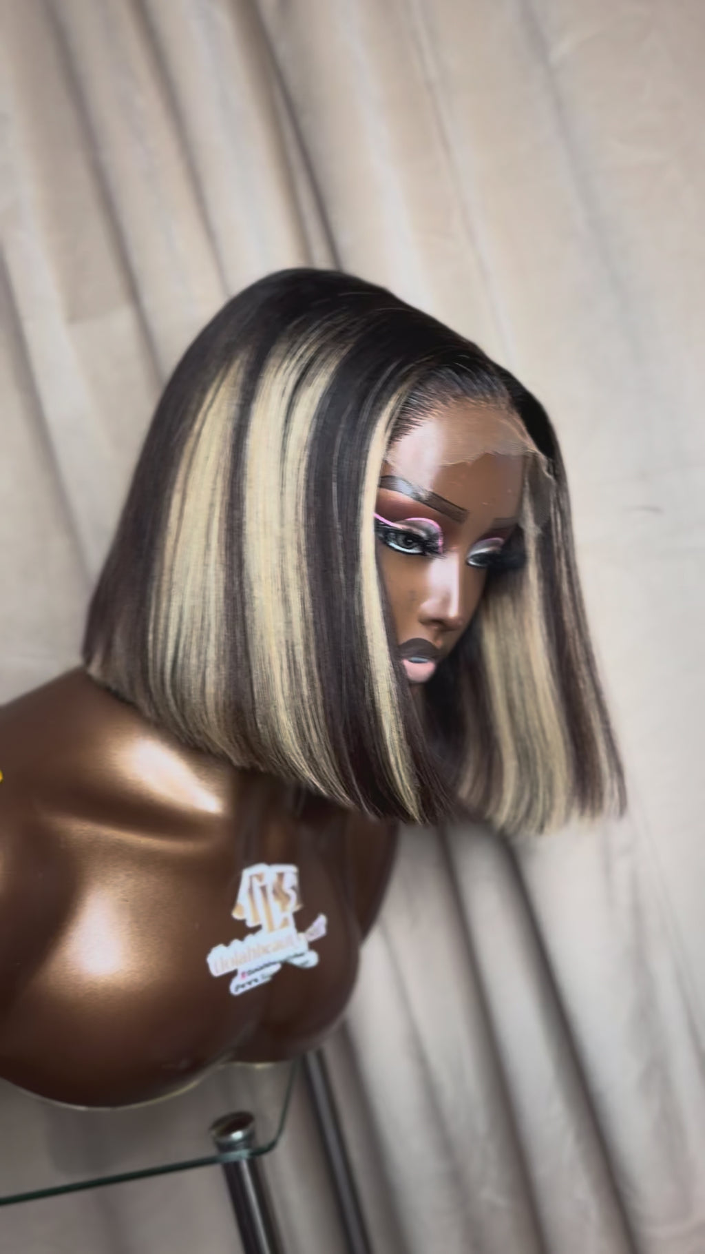 5X5 BLONDE OMBRE BOB